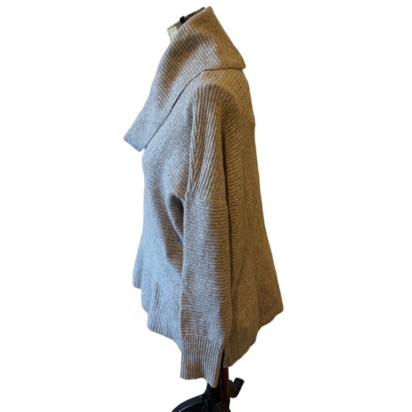 Gray Cowlneck Sweater size large 12/14 New with tags - Picture 2 of 6